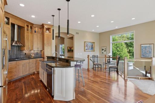 12 Riley Ridge, Chanhassen, MN 55317