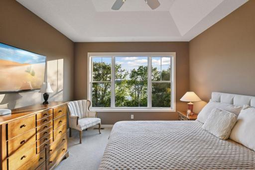 12 Riley Ridge, Chanhassen, MN 55317