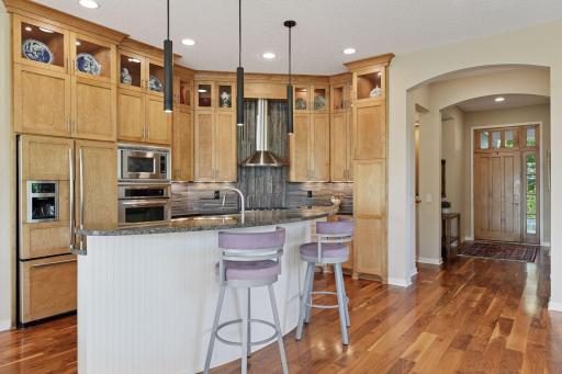 12 Riley Ridge, Chanhassen, MN 55317