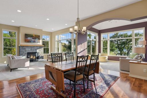 12 Riley Ridge, Chanhassen, MN 55317
