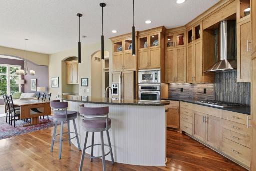 12 Riley Ridge, Chanhassen, MN 55317