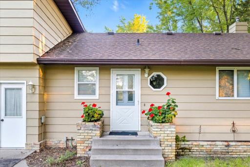 19526 Elmcrest Road, Richmond, MN 56368