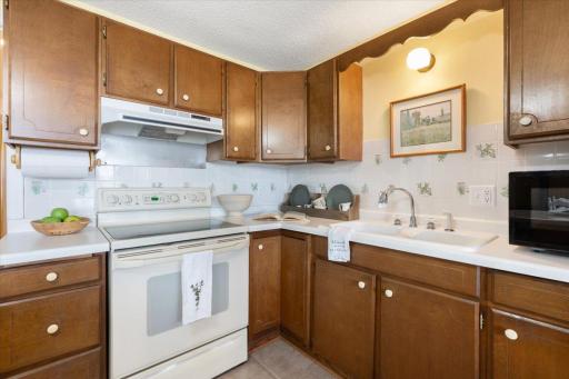 19526 Elmcrest Road, Richmond, MN 56368