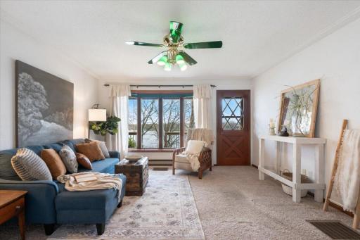 19526 Elmcrest Road, Richmond, MN 56368