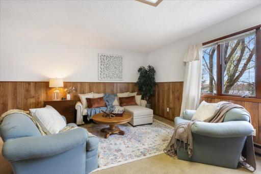19526 Elmcrest Road, Richmond, MN 56368