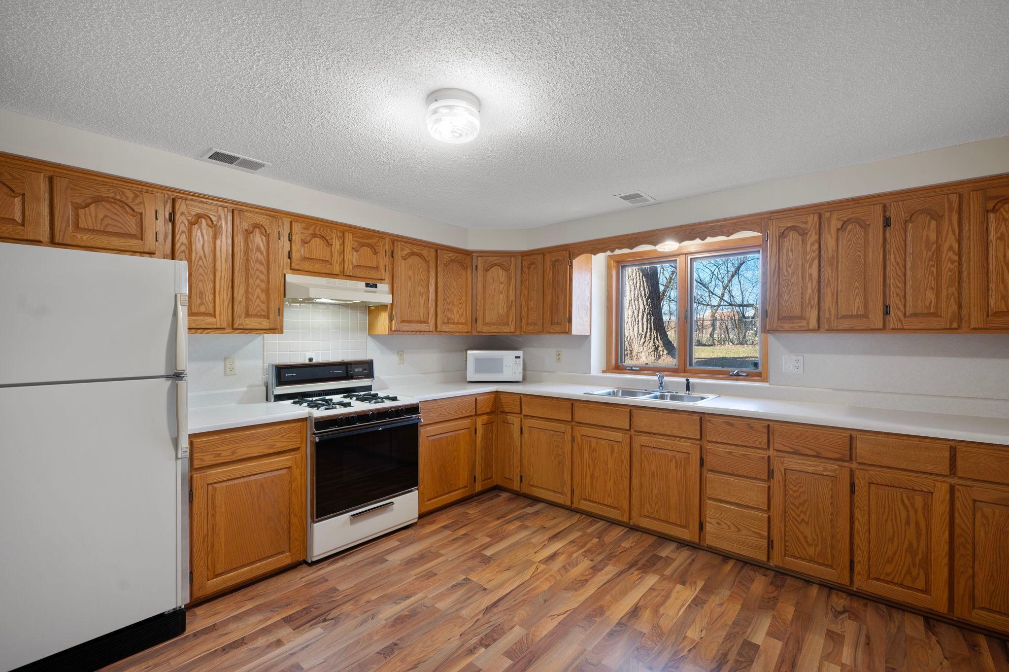 2nd kitchen in lower level