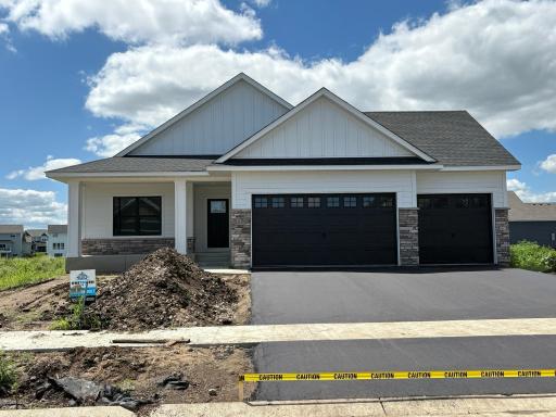 17803 Ellsworth Drive, Lakeville, MN 55044