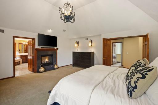 6155 Murray Court, Excelsior, MN 55331