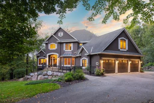 6155 Murray Court, Excelsior, MN 55331