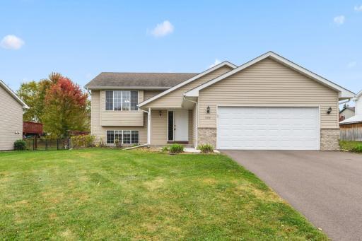 604 Sunset Street, Buffalo, MN 55313