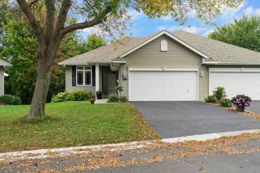 2211 Glacier Way, Hastings, MN 55033