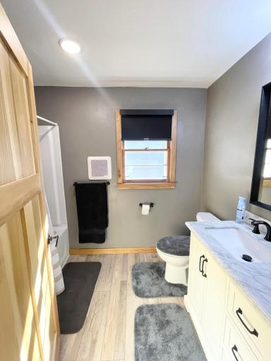 515 W Van Dusen Street, Springfield, MN 56087