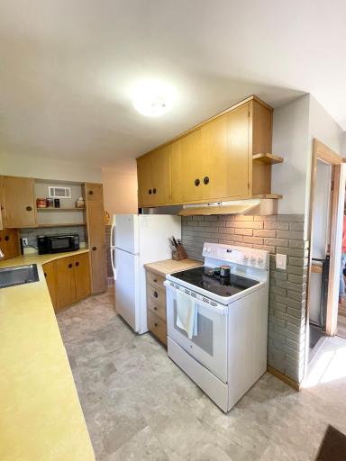 515 W Van Dusen Street, Springfield, MN 56087