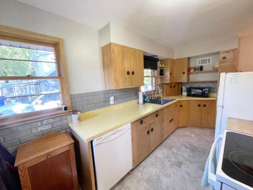 515 W Van Dusen Street, Springfield, MN 56087