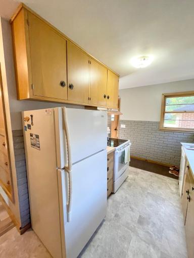 515 W Van Dusen Street, Springfield, MN 56087