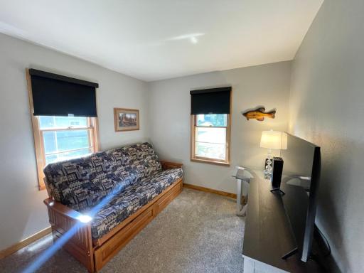 515 W Van Dusen Street, Springfield, MN 56087