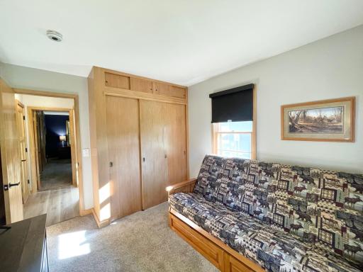 515 W Van Dusen Street, Springfield, MN 56087