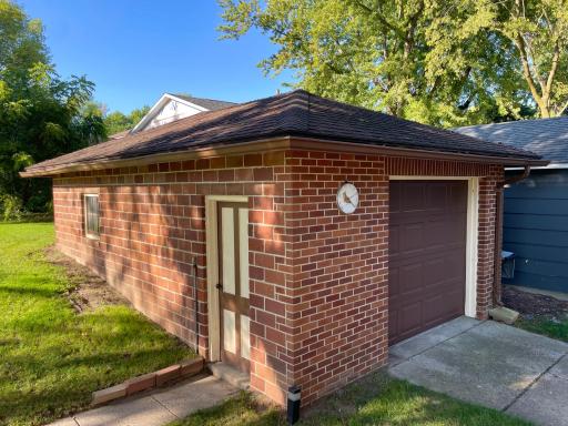 515 W Van Dusen Street, Springfield, MN 56087