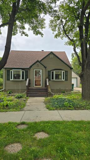 407 Southview Drive, Marshall, MN 56258