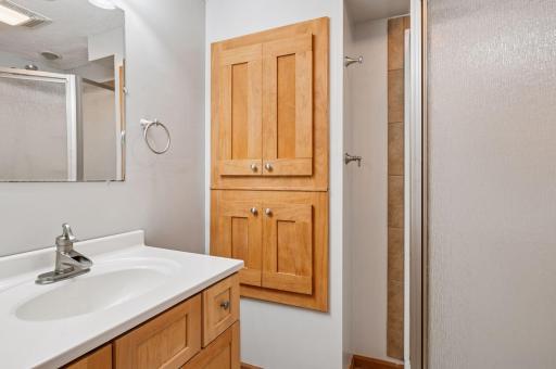 1908 Ford Road, Minnetonka, MN 55305
