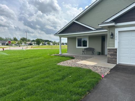 724 Cherrywood Lane NE, Isanti, MN 55040