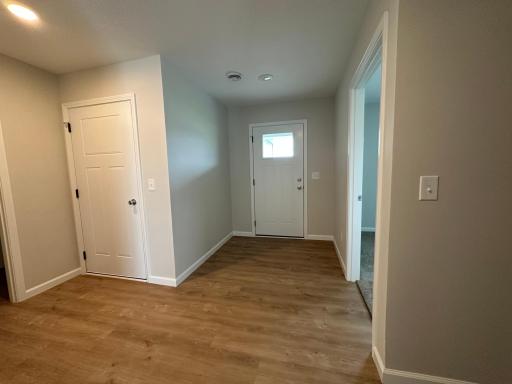 724 Cherrywood Lane NE, Isanti, MN 55040