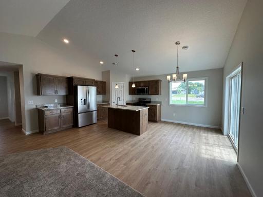 724 Cherrywood Lane NE, Isanti, MN 55040