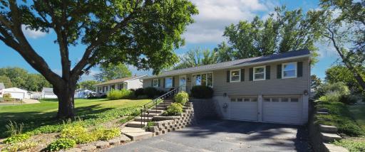 6249 Oak Knoll Drive, Saint Paul, MN 55125