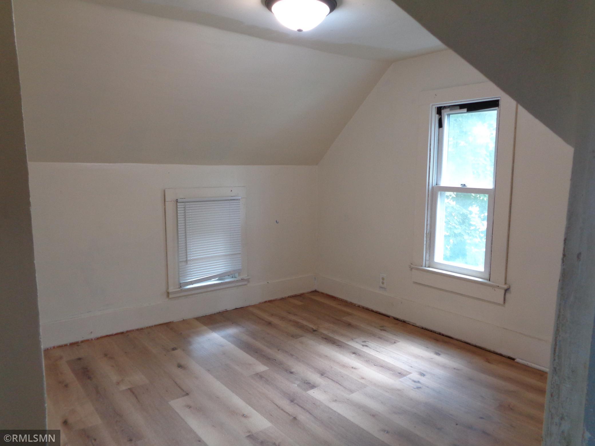 2ed Bedroom.JPG
