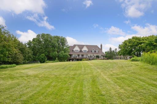 1755 Chateau Way, Minnetrista, MN 55359