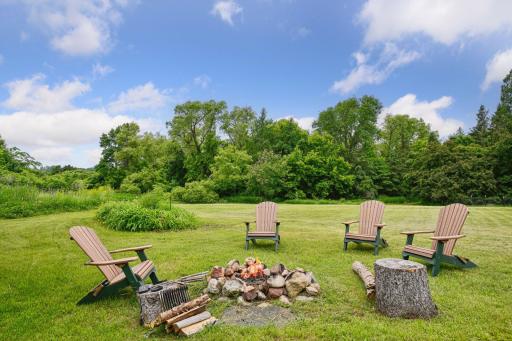 1755 Chateau Way, Minnetrista, MN 55359