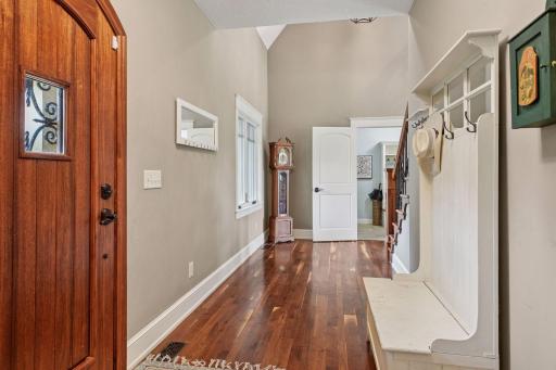 1755 Chateau Way, Minnetrista, MN 55359