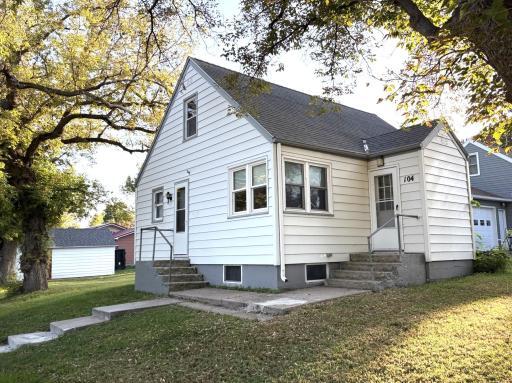 104 3rd Street SW, Rothsay, MN 56579