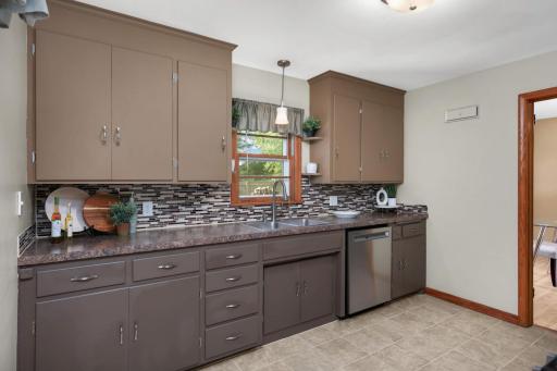 8632 Clinton Avenue S, Minneapolis, MN 55420