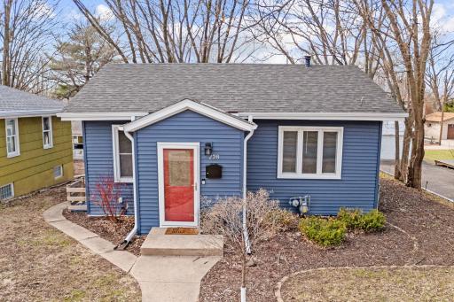 Charming and bright home blending comfort and style in Hopkins!