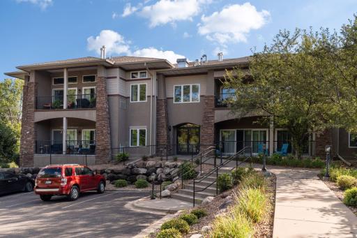10806 S Shore Drive, 108, Minneapolis, MN 55441