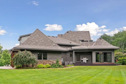 9485 Whistling Valley Trail, Lake Elmo, MN 55042