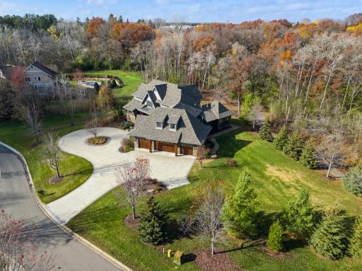 9485 Whistling Valley Trail, Lake Elmo, MN 55042