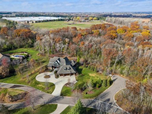 9485 Whistling Valley Trail, Lake Elmo, MN 55042