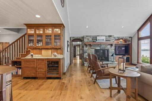 A five-foot buffet counter with extra storage, beverage drawers, and a wine cooler makes hosting and entertaining effortless.