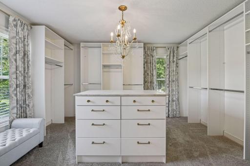 820 Old Crystal Bay Road S, Wayzata, MN 55391