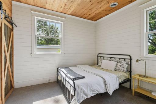 820 Old Crystal Bay Road S, Wayzata, MN 55391