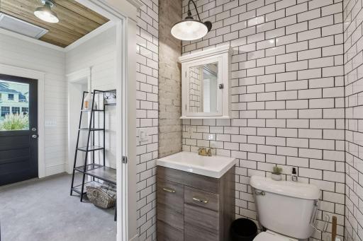 820 Old Crystal Bay Road S, Wayzata, MN 55391