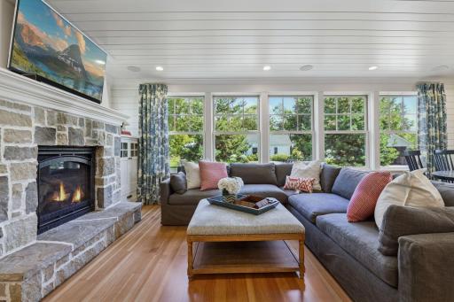 820 Old Crystal Bay Road S, Wayzata, MN 55391