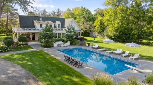 820 Old Crystal Bay Road S, Wayzata, MN 55391