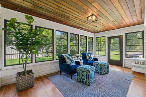 820 Old Crystal Bay Road S, Wayzata, MN 55391