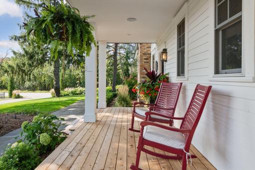820 Old Crystal Bay Road S, Wayzata, MN 55391