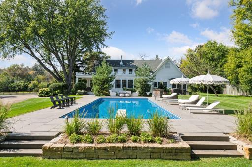 820 Old Crystal Bay Road S, Wayzata, MN 55391