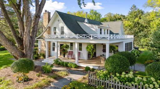 820 Old Crystal Bay Road S, Wayzata, MN 55391