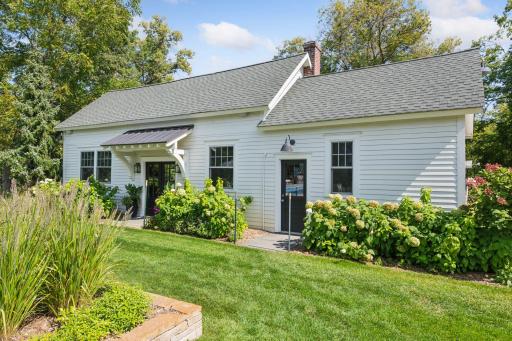 820 Old Crystal Bay Road S, Wayzata, MN 55391